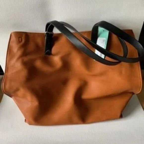 🆕 LP BLUE LINEA PELLE Finn Buckle Detail Tote - Picture 1 of 4